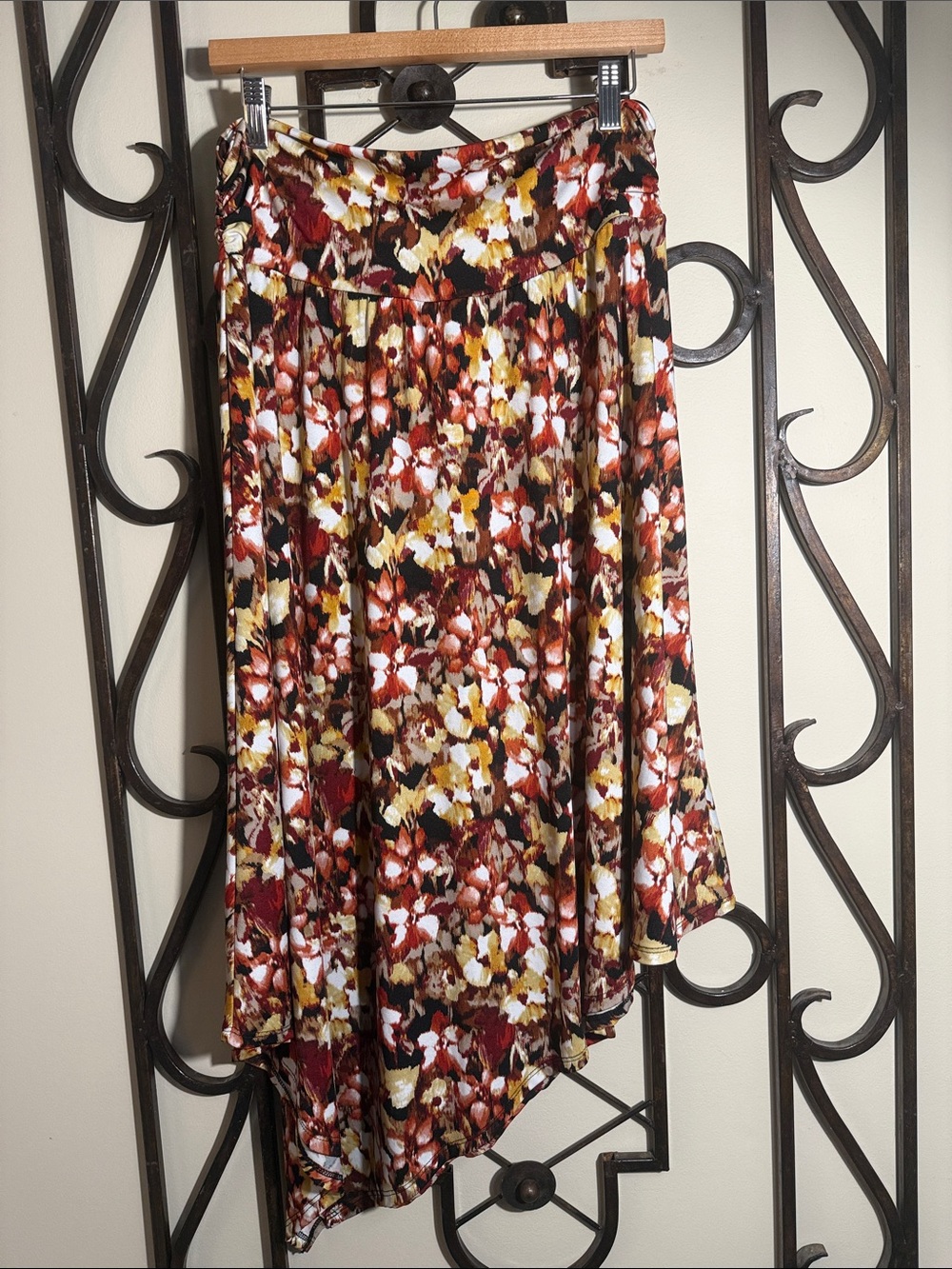 Apt. 9 Brown, Red & Cream Floral High-Low Skirt